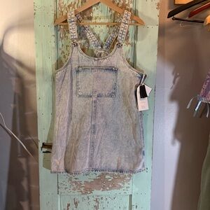 Women’s RE Generation Denim light wash skirt dress overalls size medium. NWT